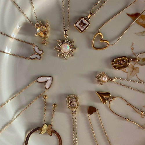 Neckpieces