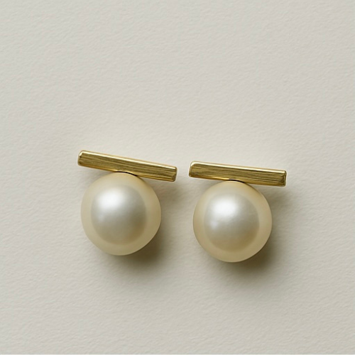 Pure Pearl Earring