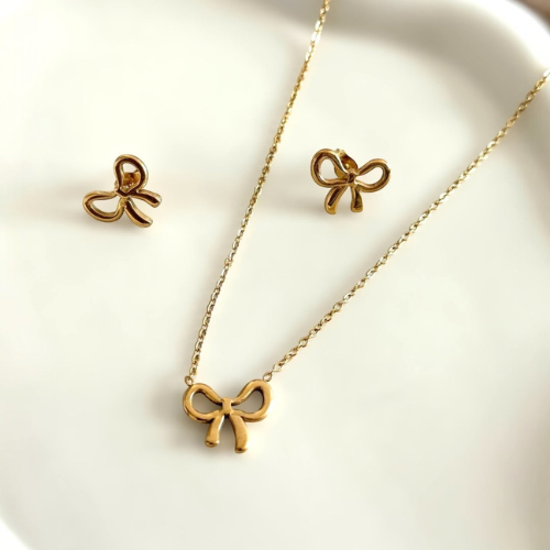Bow Necklace Set